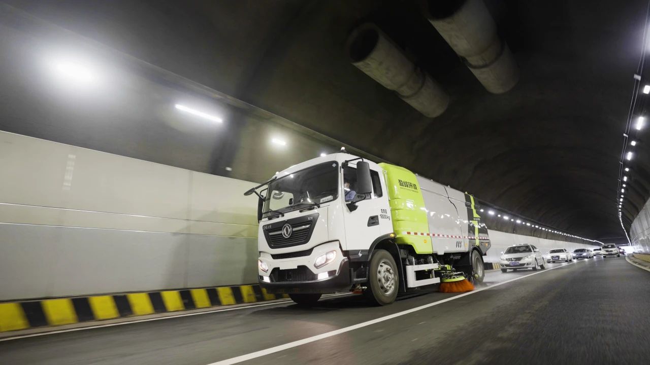 获赞！庄闲游戏环境新能源装备硬核守护2024珠海航展