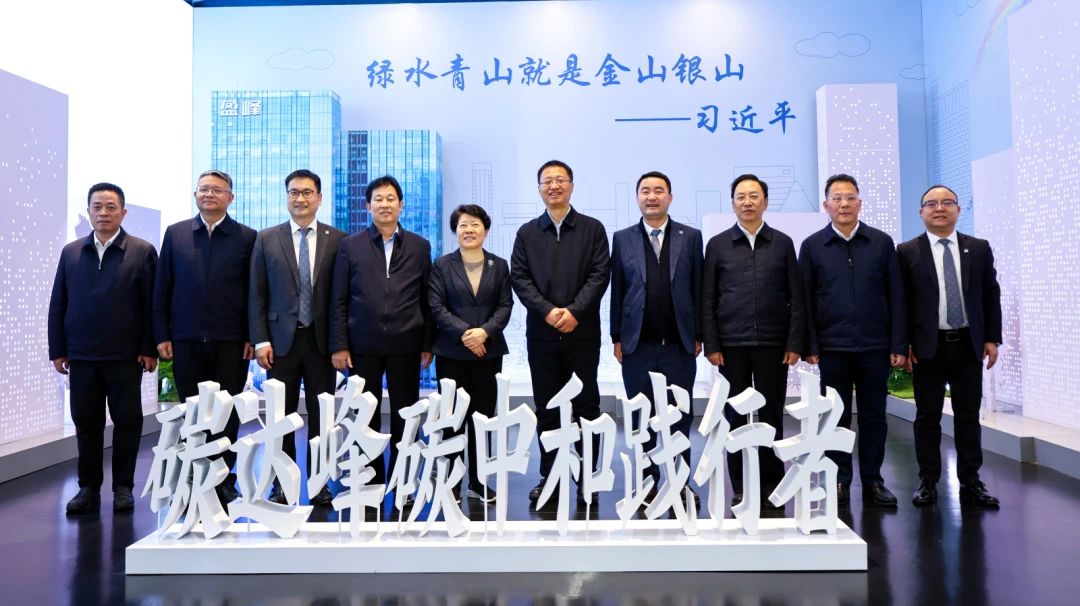 湖南省委常委，长沙市委书记吴桂英、岳阳市委书记谢卫江一行莅临庄闲游戏环境考察